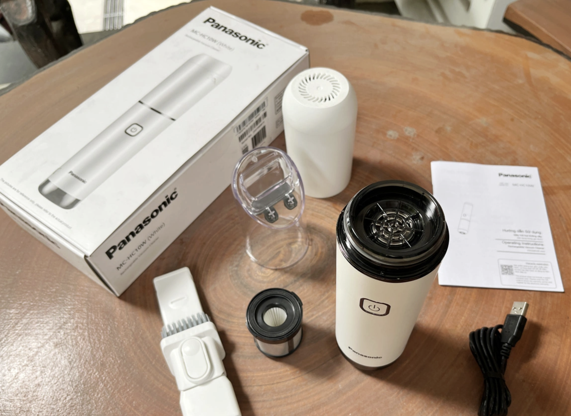 Máy Hút Bụi Không Dây Mini Panasonic MC-HC10WN46