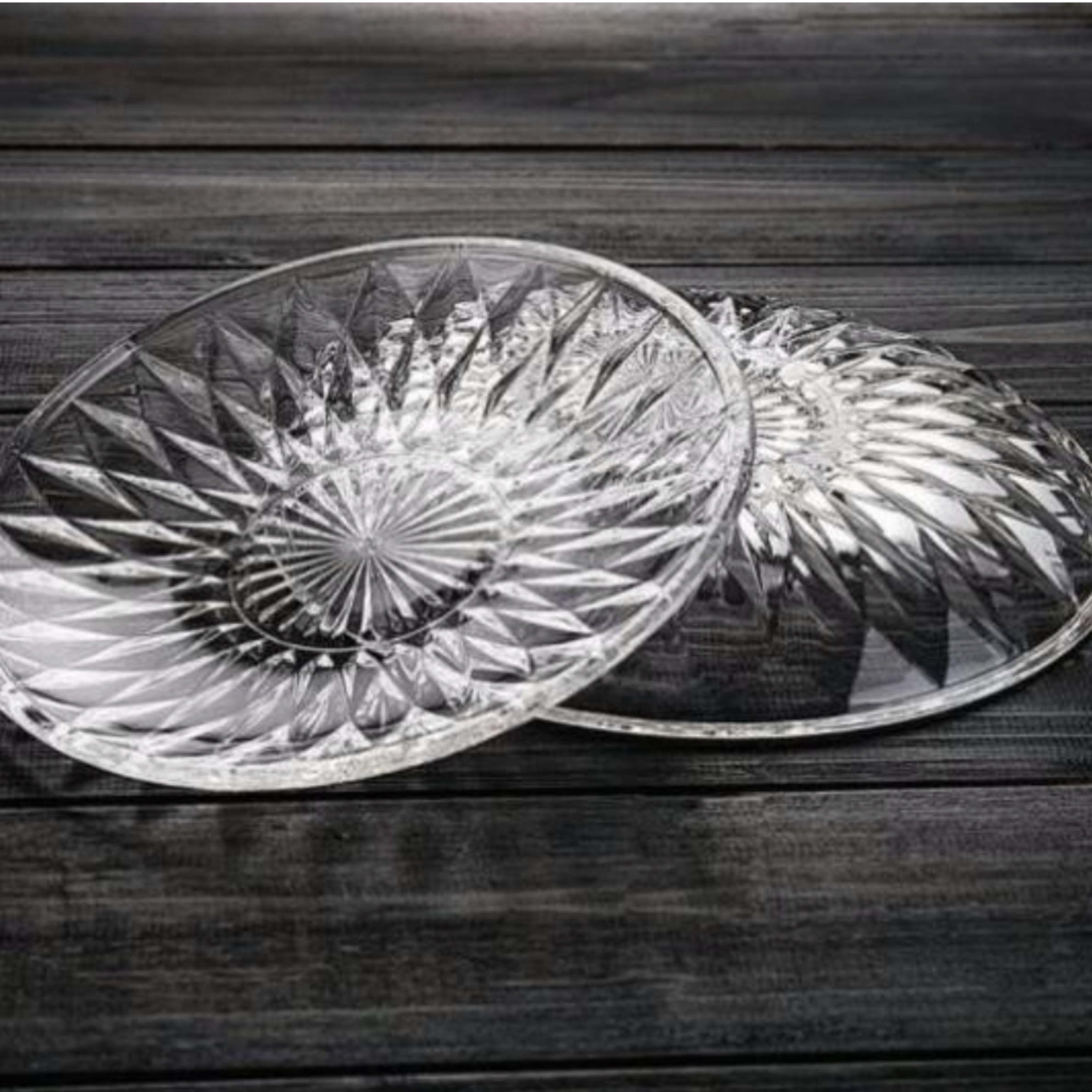 Đĩa Khía Thủy Tinh Ocean Diamond Plate P00172